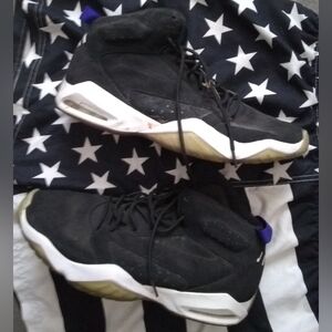 Jordan Sneakers